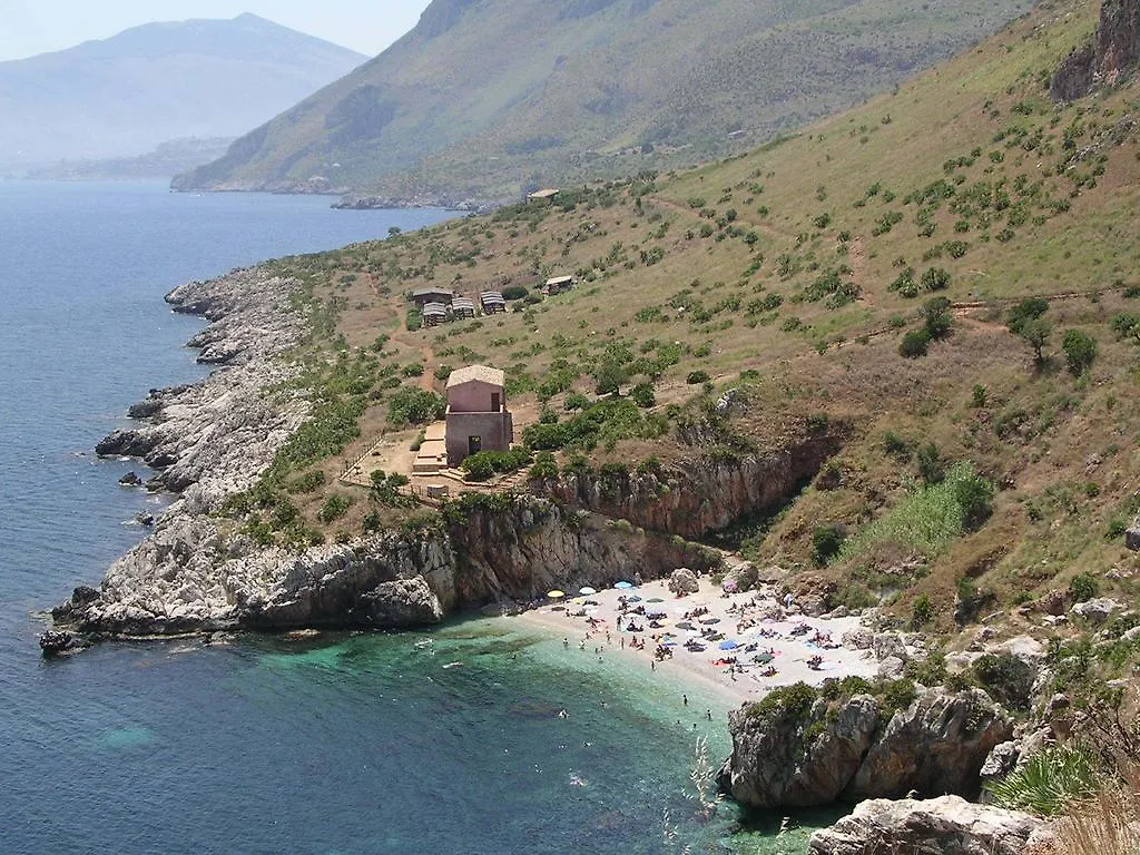 Villetta Mare Valderice 0*,  Italy
