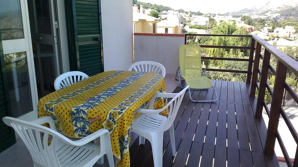 Holiday home Villetta Mare Valderice