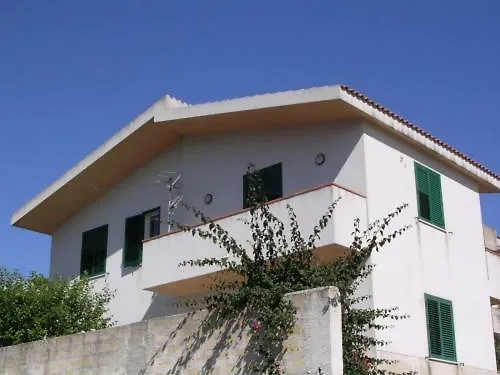 Holiday home Villetta Mare Valderice